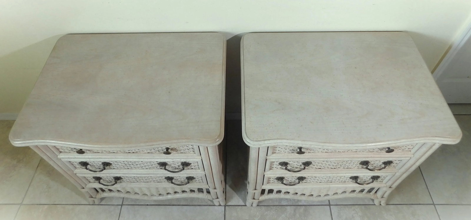 Pair Vintage Ficks Reed Whitewash Weaved Rattan Side/End Tables Nightstands - 4