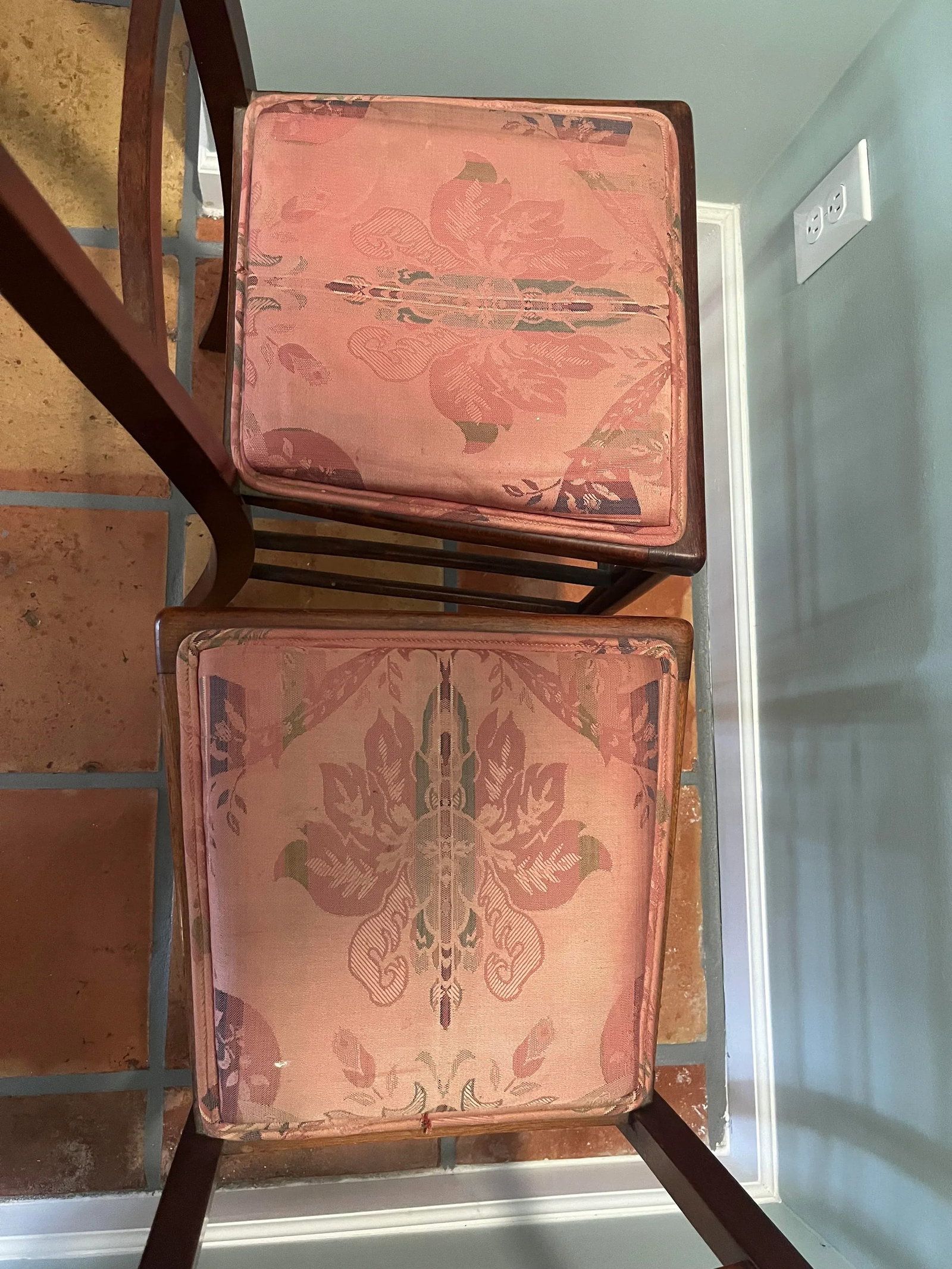 Early 20th Century Set of 2 Antique Victorian Side Chairs With Upholstered Seat - 4