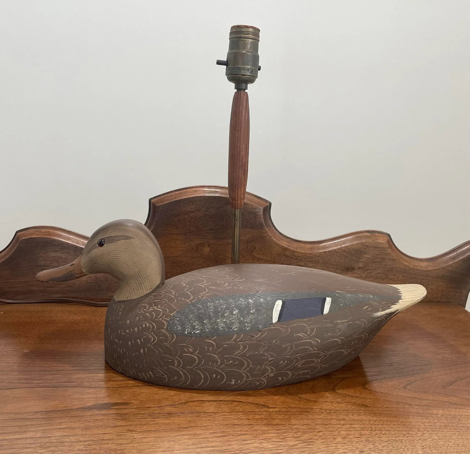 Mid-Century Hand Carved and Polychrome Painted Wooden Duck Decoy Lamp - 3