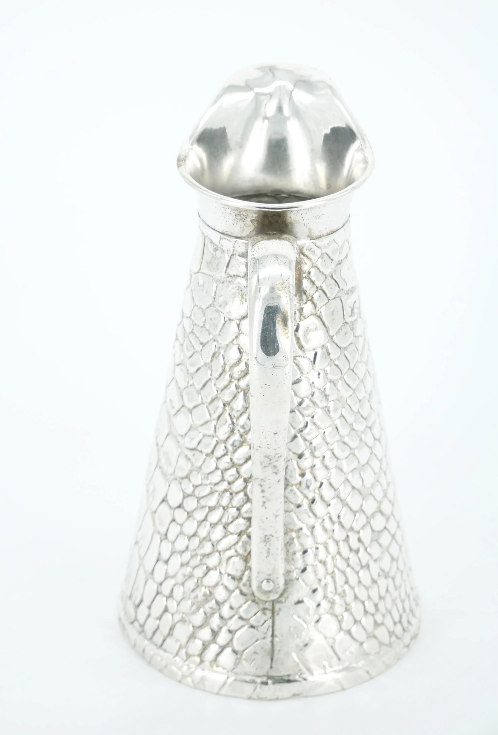 Old English Silver-Plated Crocodile Design Decorative Jug / Vase - 2