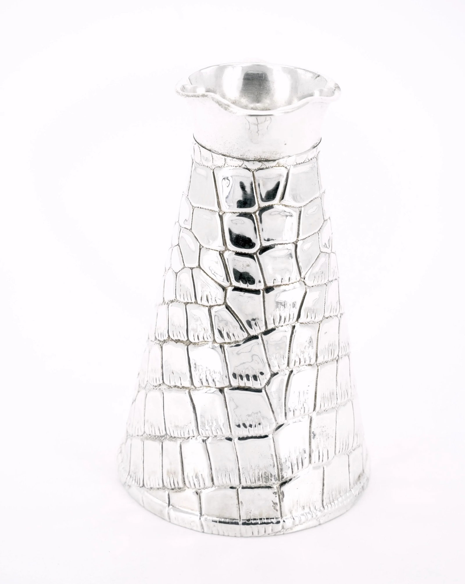 Old English Silver-Plated Crocodile Design Decorative Jug / Vase - 3