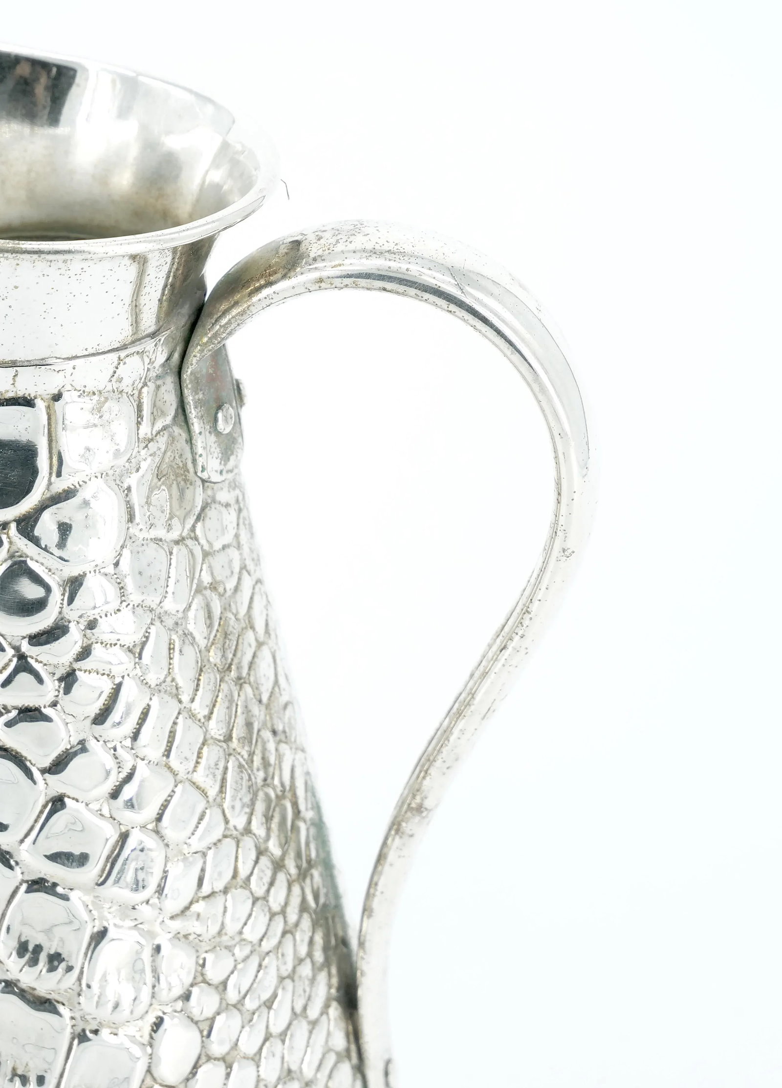Old English Silver-Plated Crocodile Design Decorative Jug / Vase - 8