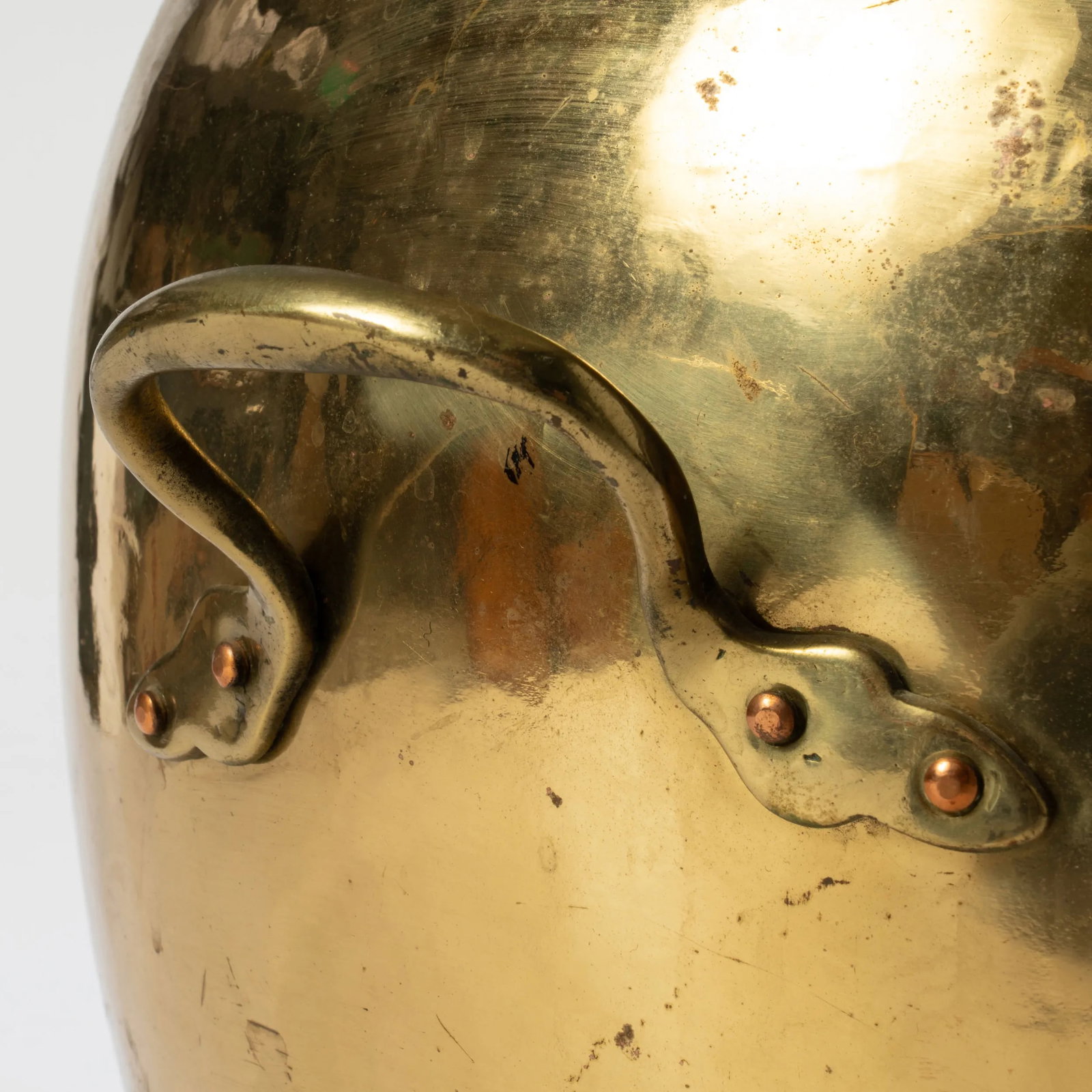 Early 20th Century English Brass Paw Foot Jardiniere - 6