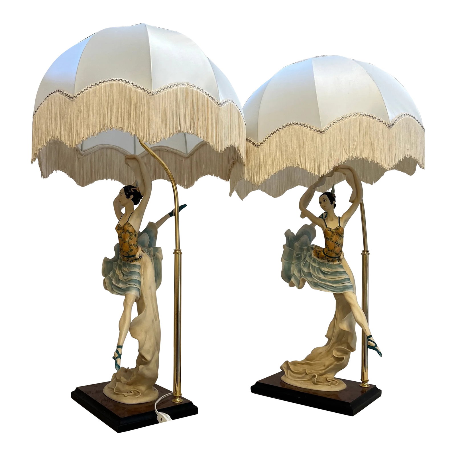 Pair of Vintage Limited Edition Bonnyboy Ballerina Dancer Figurine Lamps: Finest Bonny Boy ballerina figurine from 1997.Limited edition. Wooden base. Estimated material: Porcelain/Plaster. Loved and enjoyed it and it has always started a conversation because of how beautifu