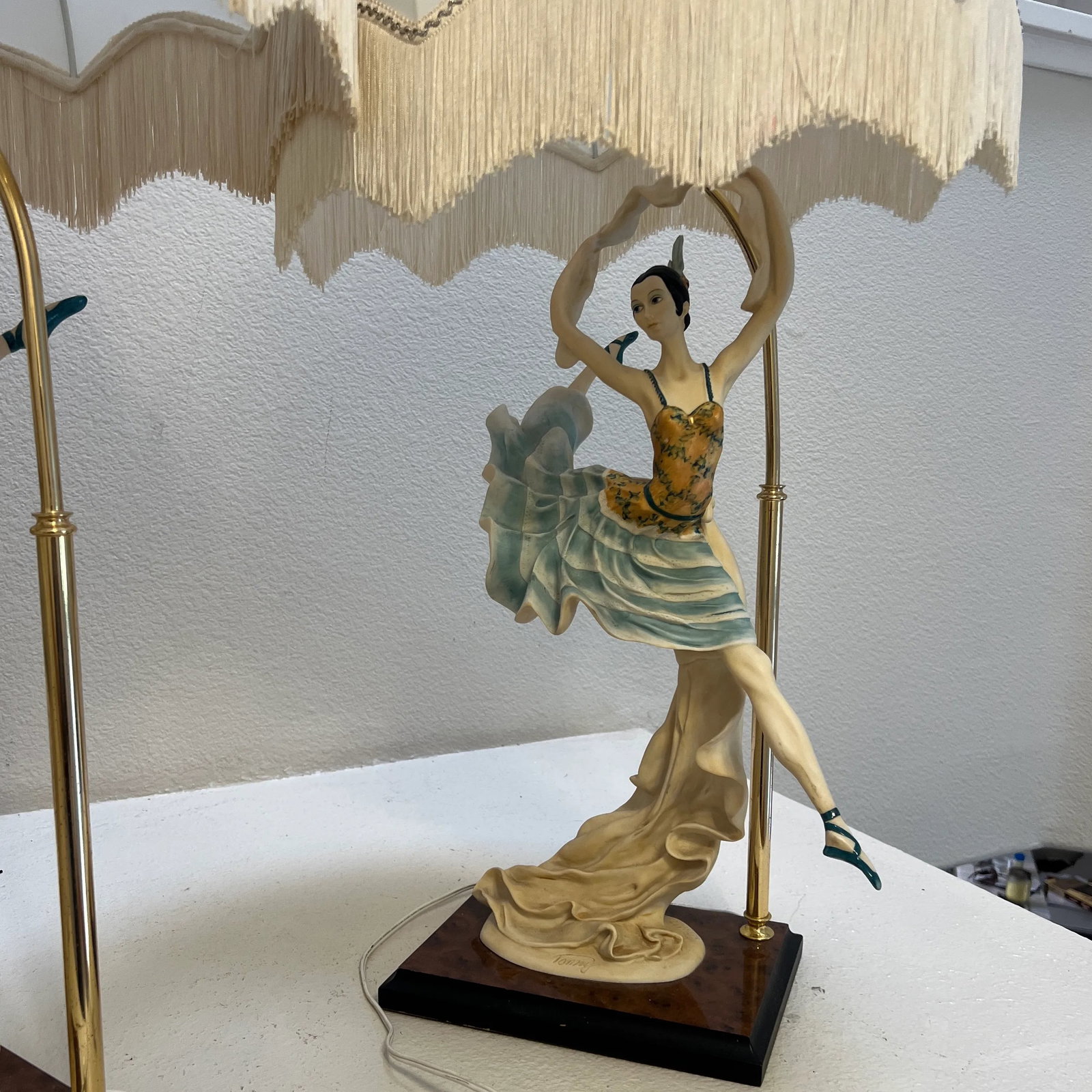 Pair of Vintage Limited Edition Bonnyboy Ballerina Dancer Figurine Lamps - 3