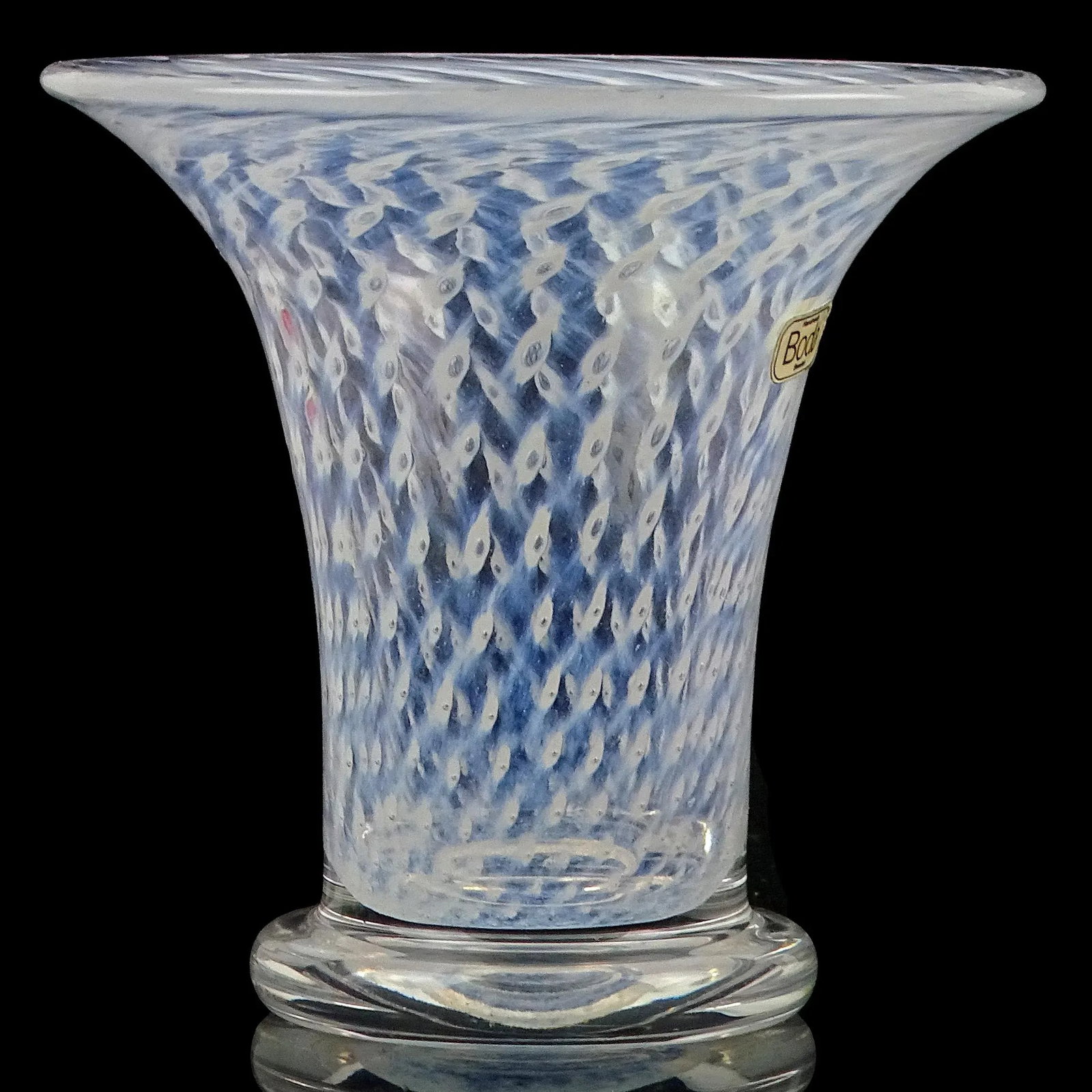 Boda Bertil Vallien White Control Bubble Cirrus Design Sweden Art Glass Footed Vintage Flower Vase - 3