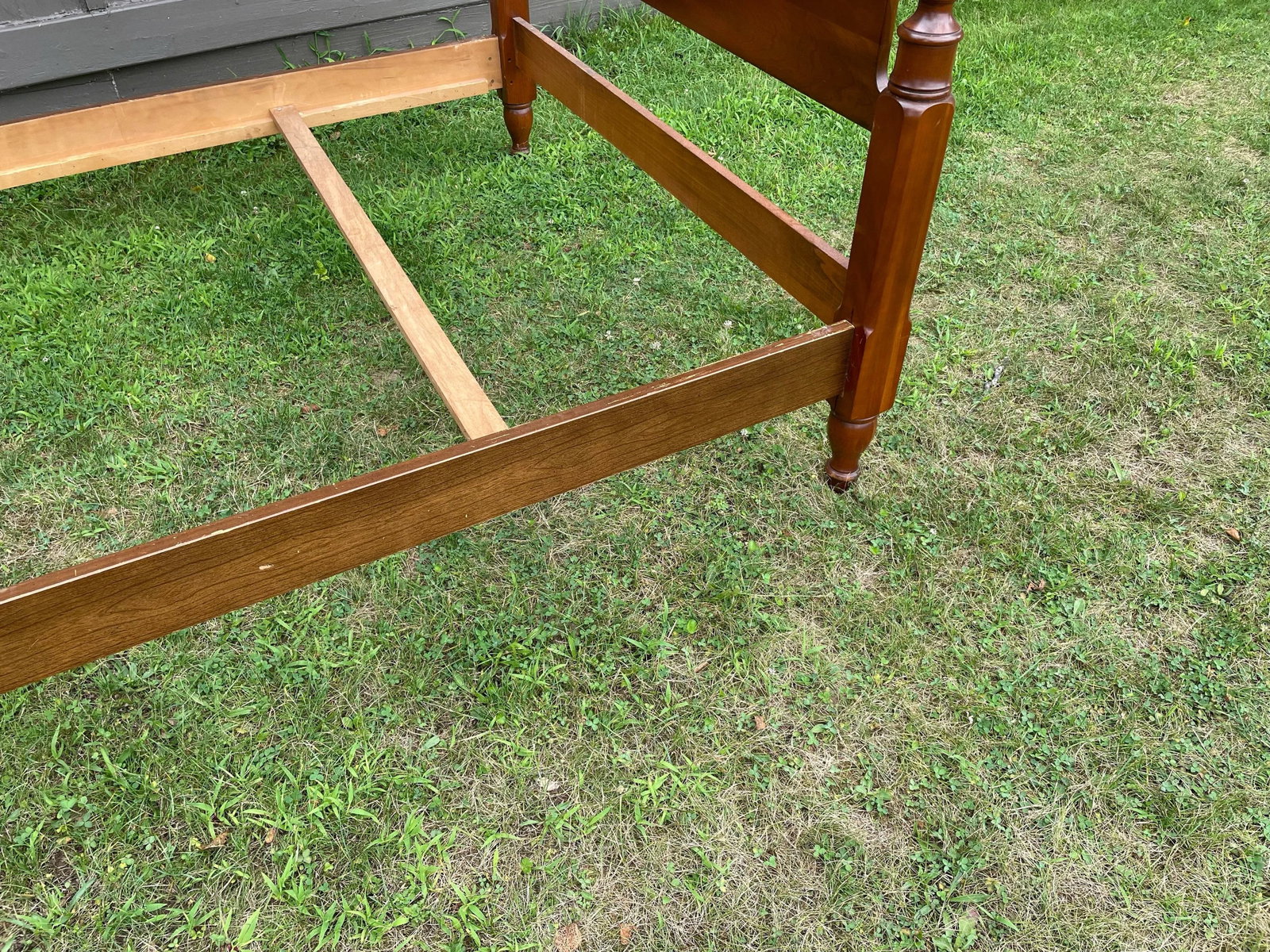 Vintage Early 1970s Cherry Poster Bed With Canopy. - 3
