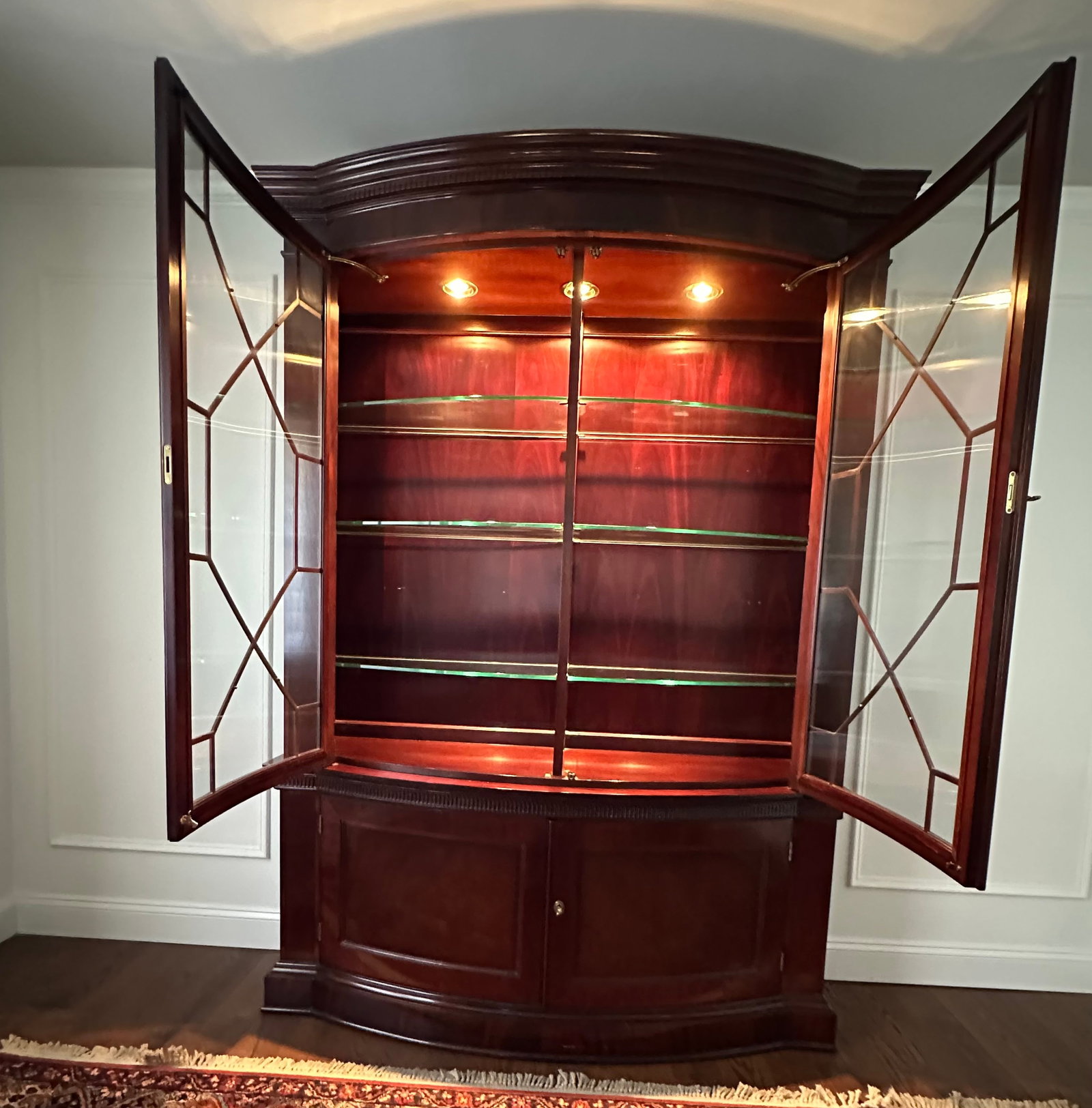 Baker Charleston Collection Mahogany Bow Front China Cabinet - 5