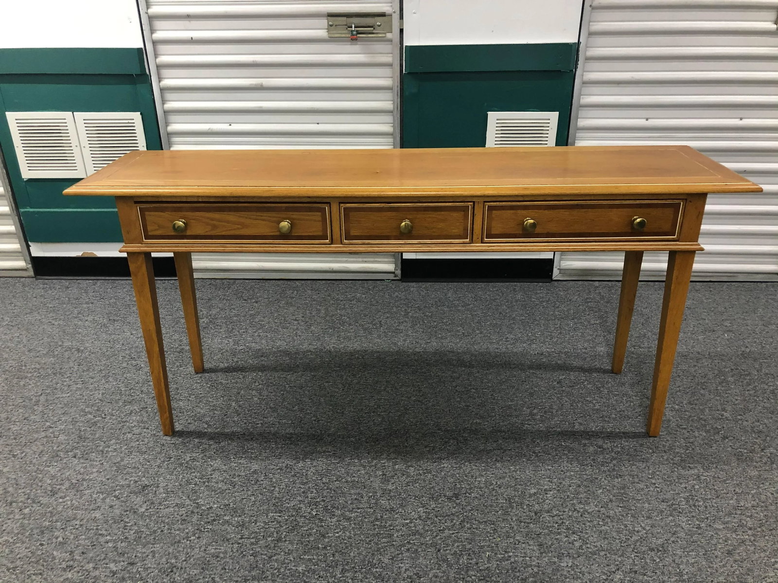 Century Fine Furniture Oak Console Table - 11