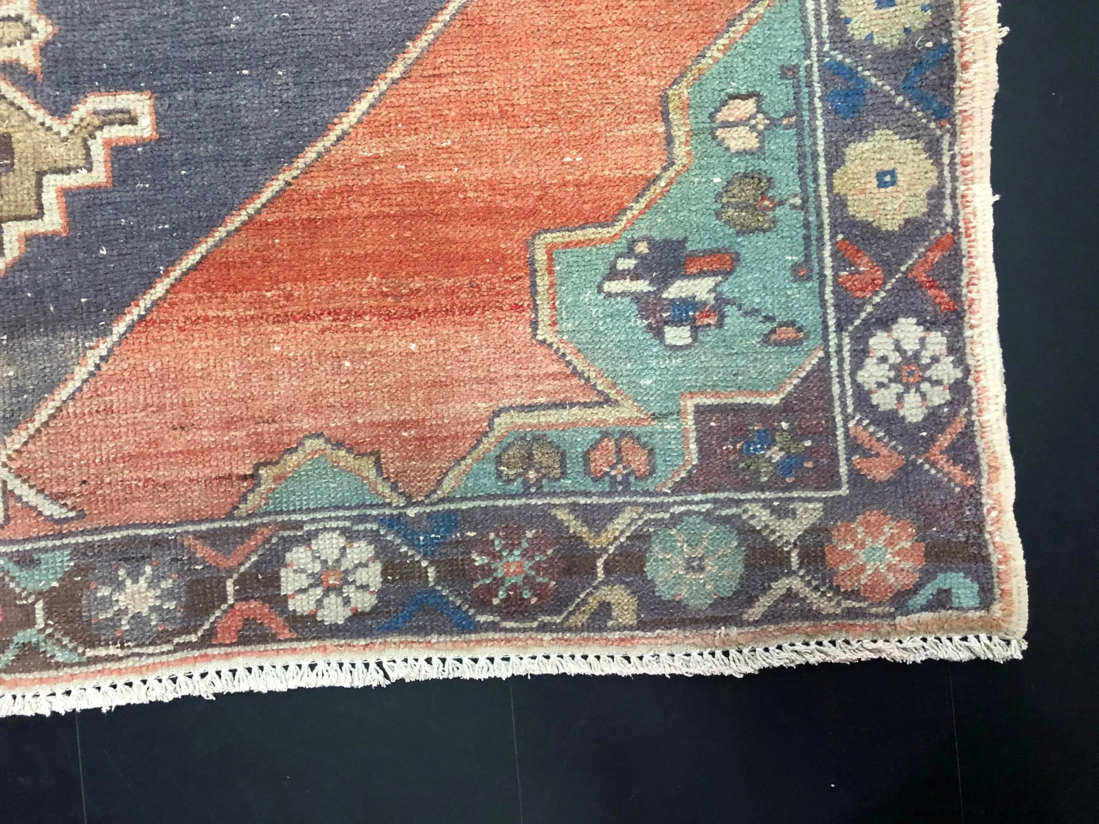 Vintage Turkish Oushak Wool Rug - 9
