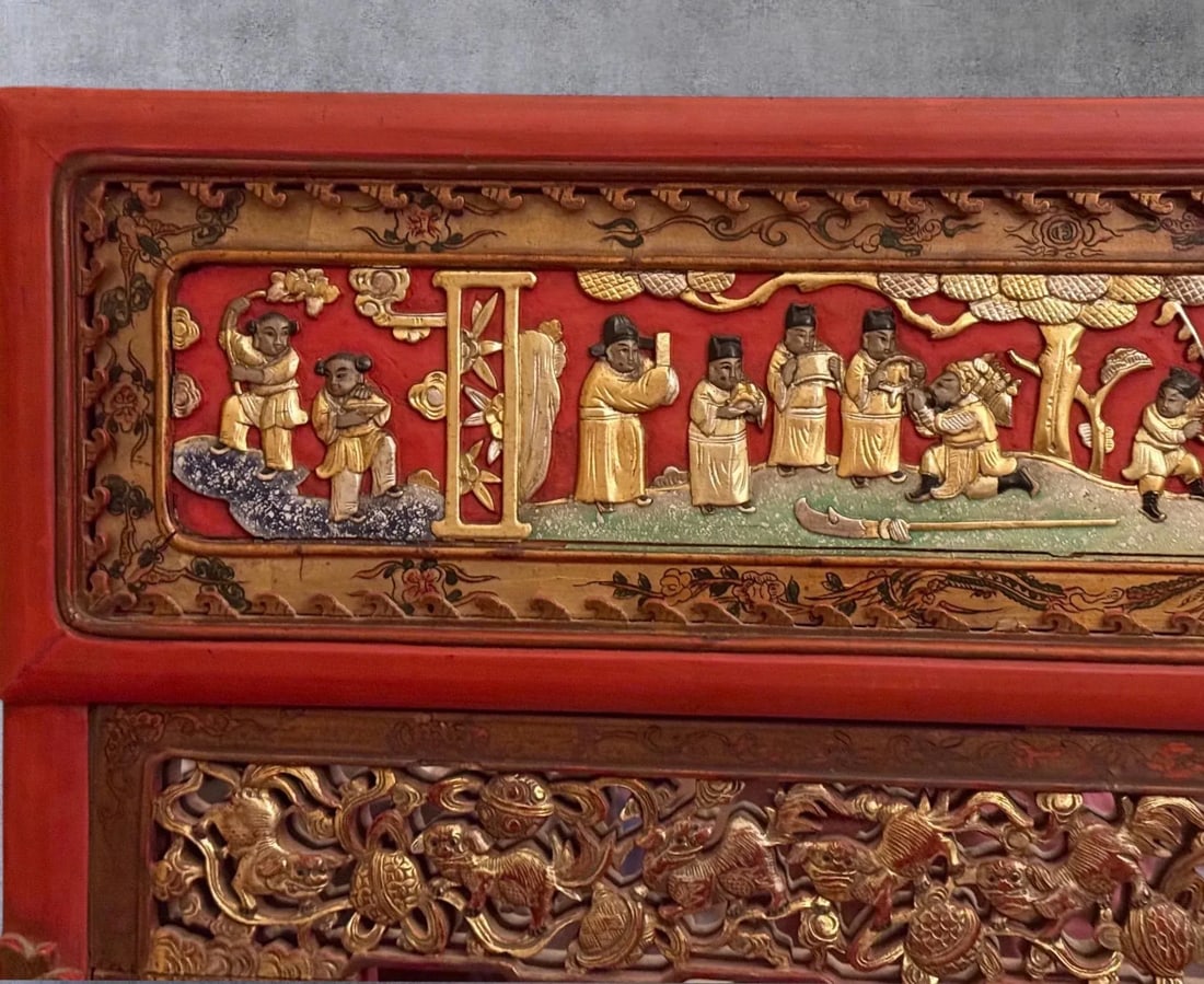 Late 19th Century Chinese Carved Red Lacquered Wall Mirror - 3