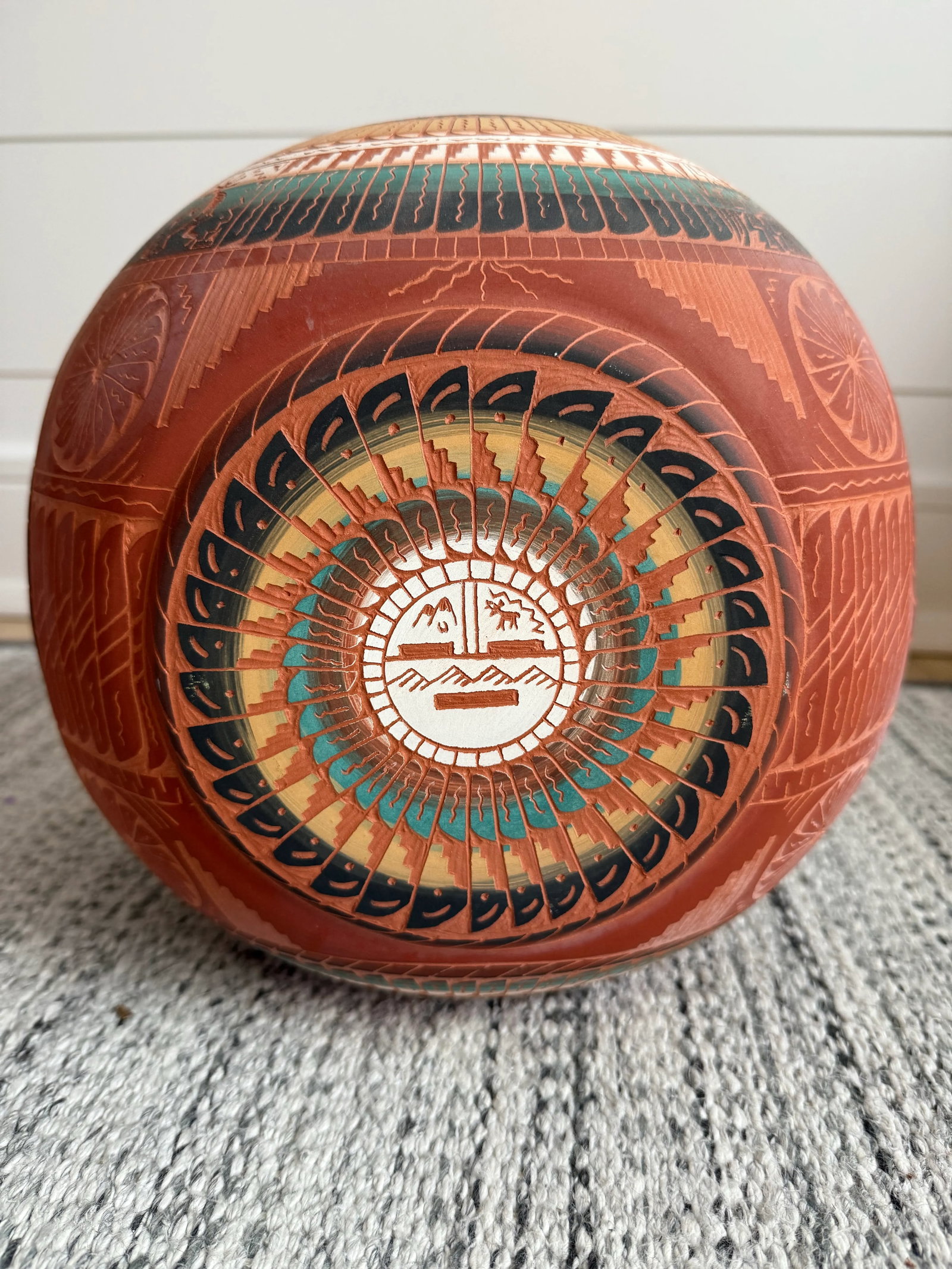 Late 20th Century Native American Navajo Signed Etched Pottery - 3