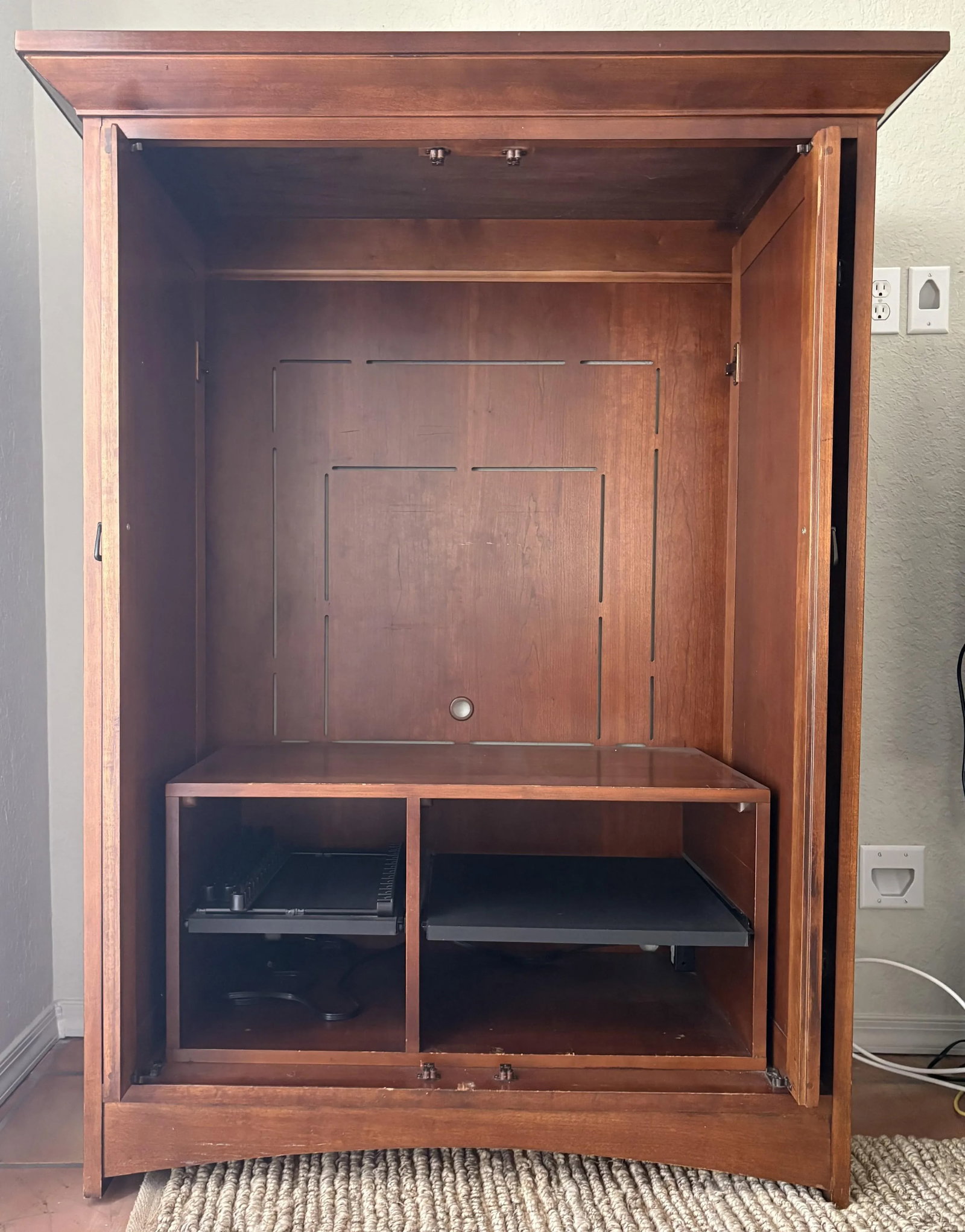 Drexel Heritage American Review Entertainment Cabinet - 2