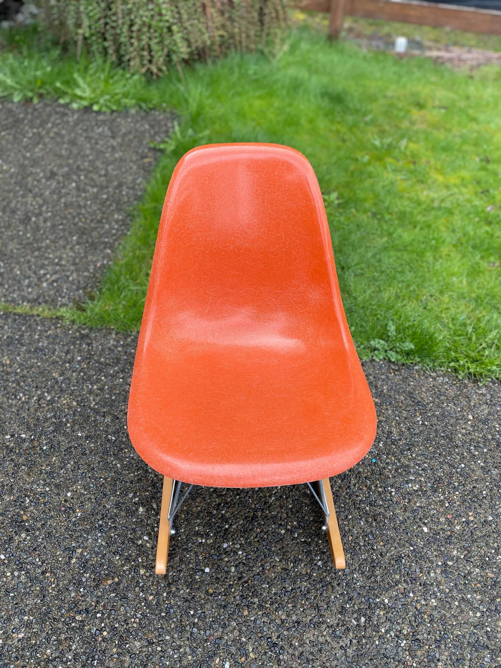 1960s Mid Century Modern Vintage Herman Miller Eames Fiberglass Rocking Chair - 6
