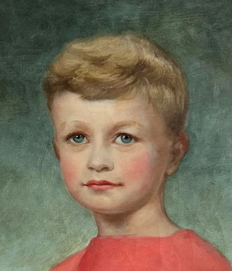 Pair of Classic Style Antique Portraits of Young Boys by American Artist Dorothy Hart Drew - 8
