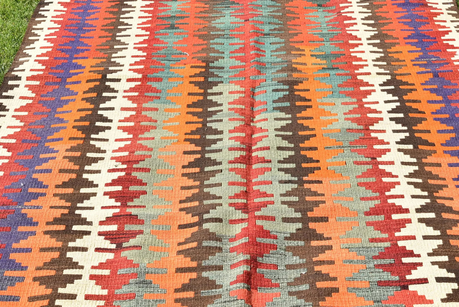 1950s Turkish Flamestic Design Colorful Oushak Kilim Rug - 7