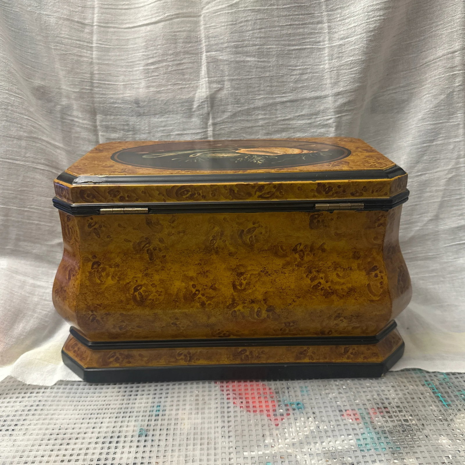 1970s Faux Burl Wood Chest/Storage Truck - 10