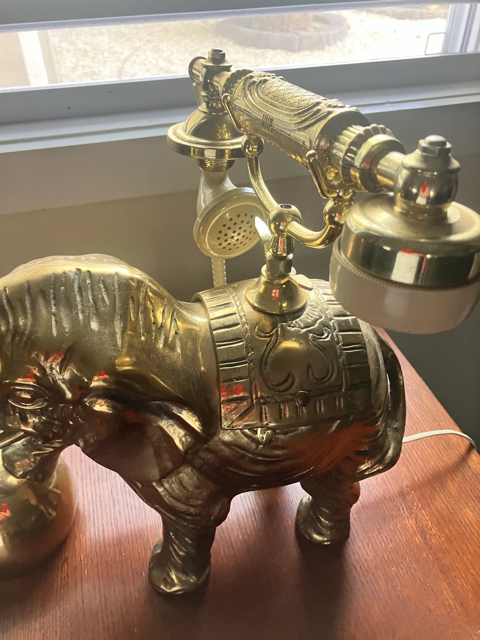 1950s Vintage Hollywood Regency Heavy Cast Brass Elephant Desktop Rotary Telephone Decor - 10