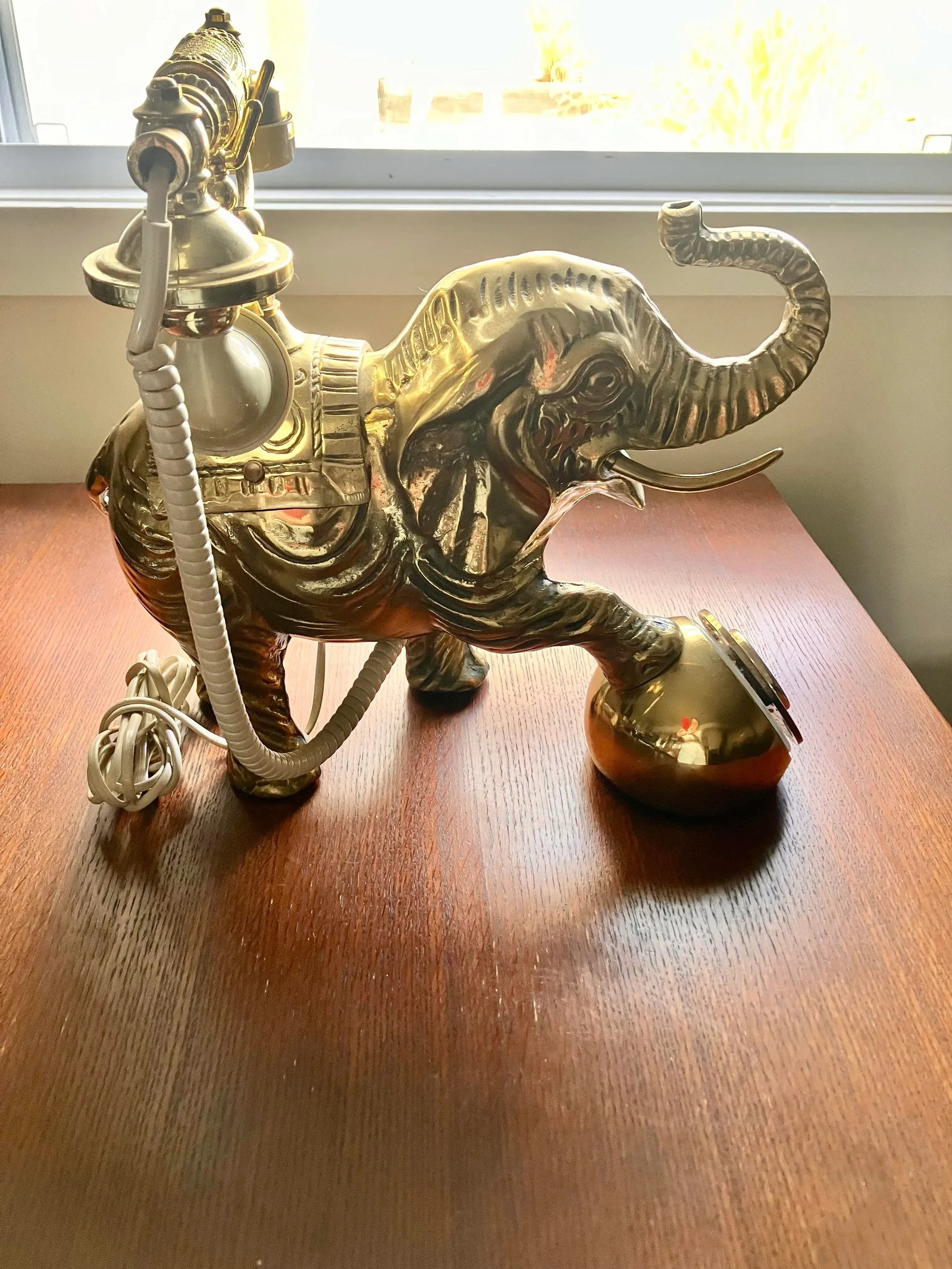 1950s Vintage Hollywood Regency Heavy Cast Brass Elephant Desktop Rotary Telephone Decor - 2