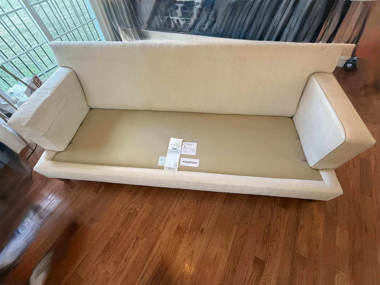 Off-White Henredon Couch - 11