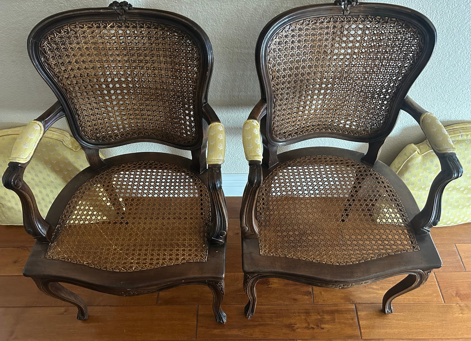 Vintage Ethan Allen Italian-Made Cane Back and Seat Armchair Pair (Ref 48864) - Made in Italy, Carve - 2