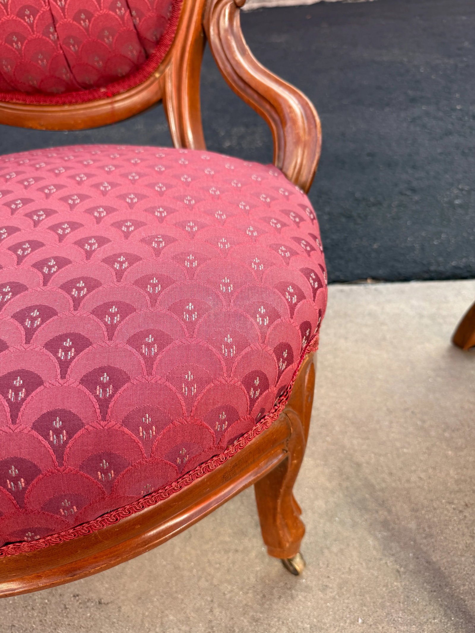Pair of His/Hers Early 1900s Carved Wood Victorian Parlor Chairs - 10