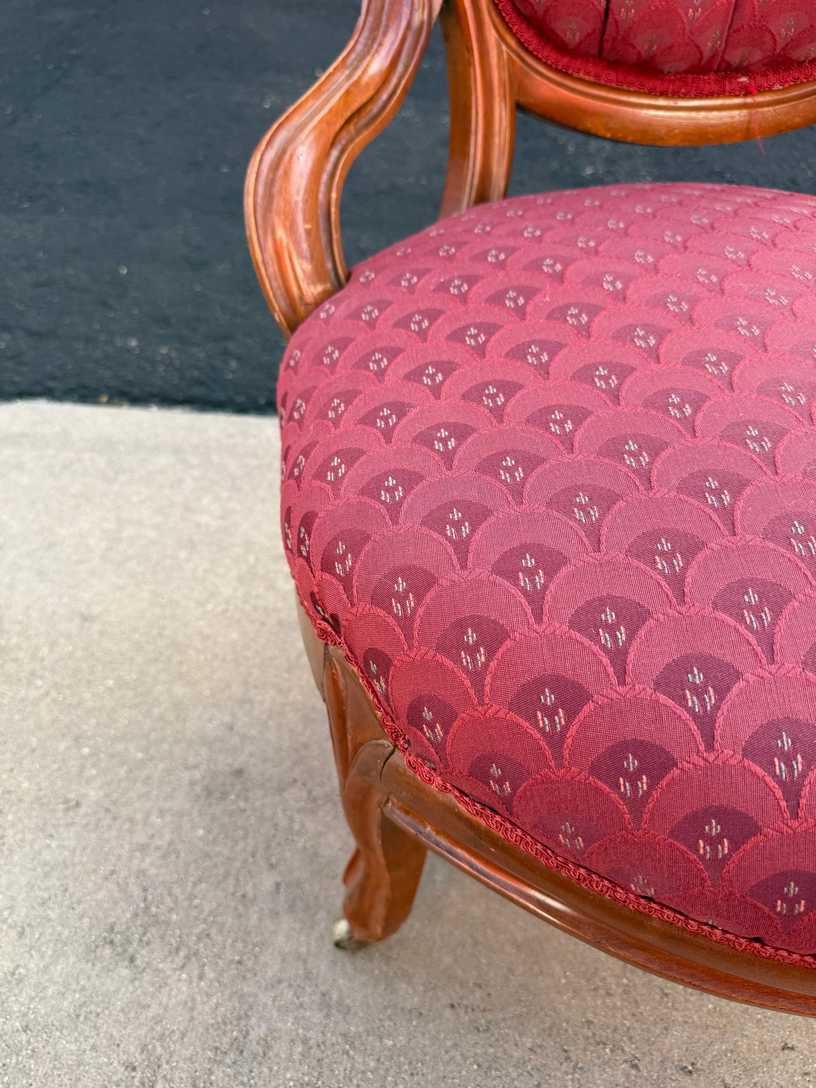 Pair of His/Hers Early 1900s Carved Wood Victorian Parlor Chairs - 9