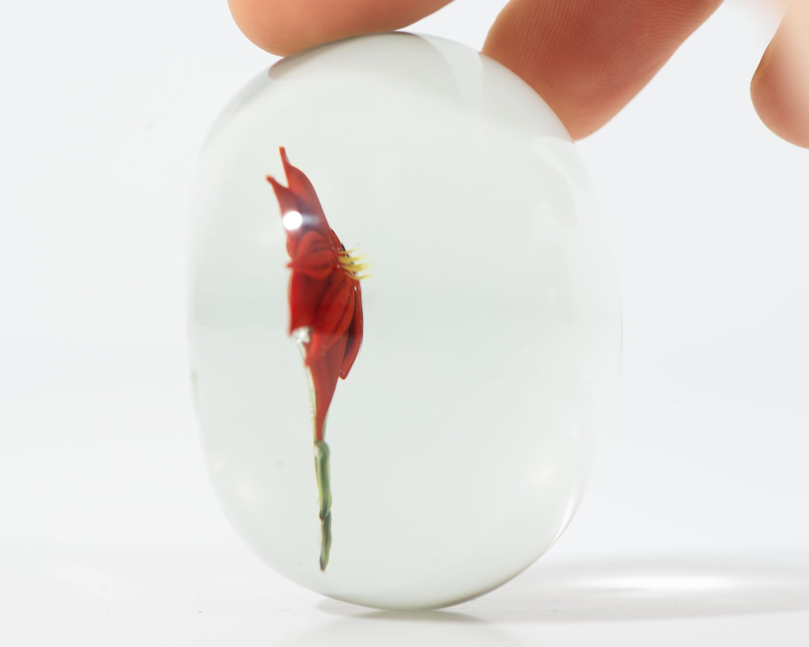 Paul Stankard 1972 Art Glass Red Flower Paperweight - 3