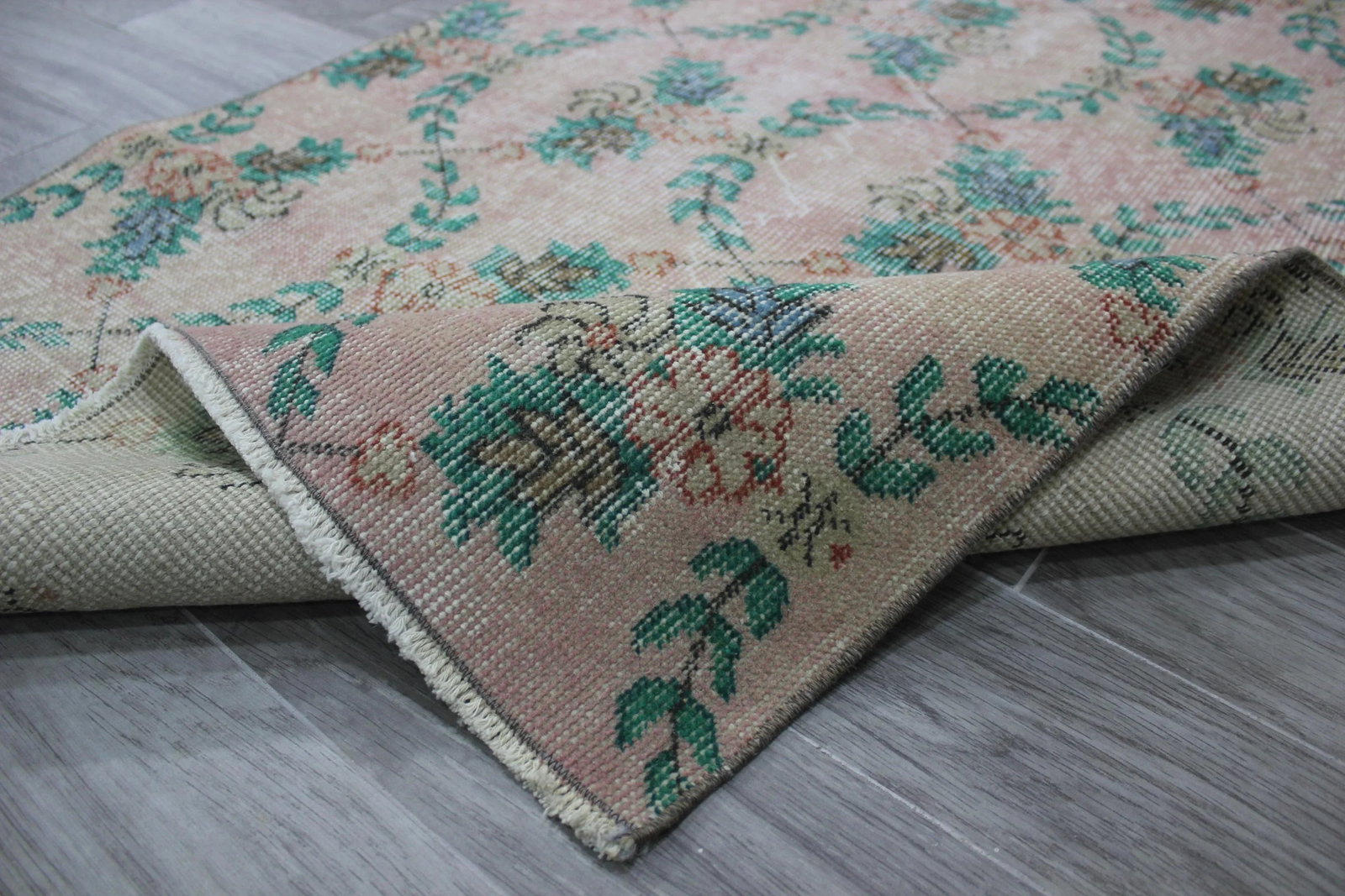 1970s Turkish Anatolian Handmade Floral Desing Runner Rug - 11