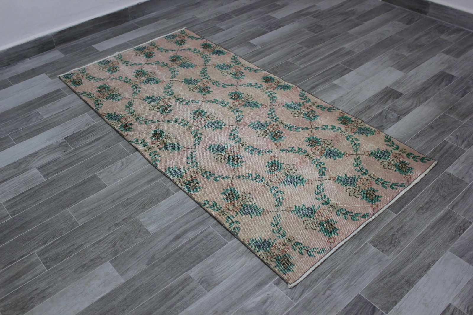 1970s Turkish Anatolian Handmade Floral Desing Runner Rug - 3