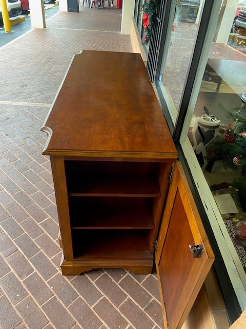 1980s Ethan Allen Entertainment Cabinet Burlwood - 3