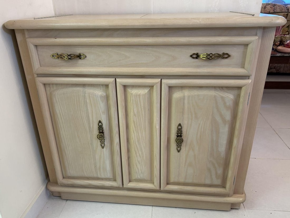 Vintage Broyhill MCM Pickled White Oakwood Flip Top Bar Cabinet or Buffet Server - 2