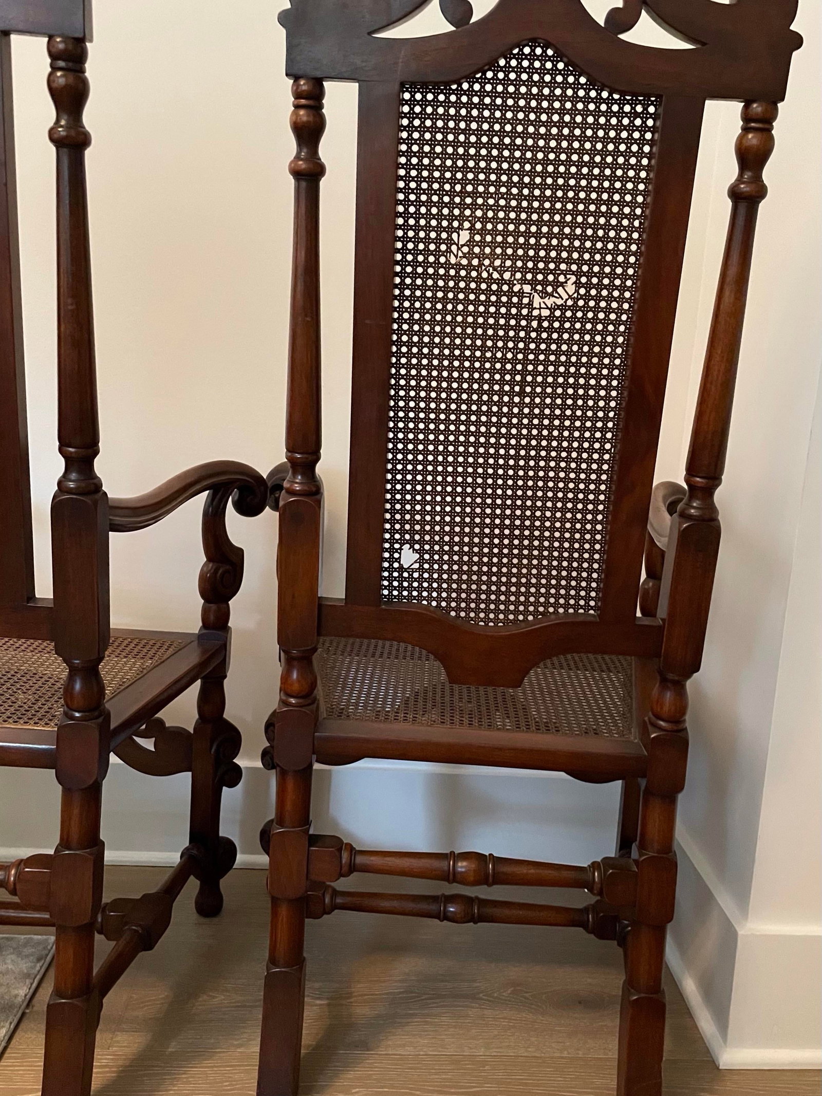 Reduced Pair Carved Oak Throne Chair Antique Hall Chairs - 9