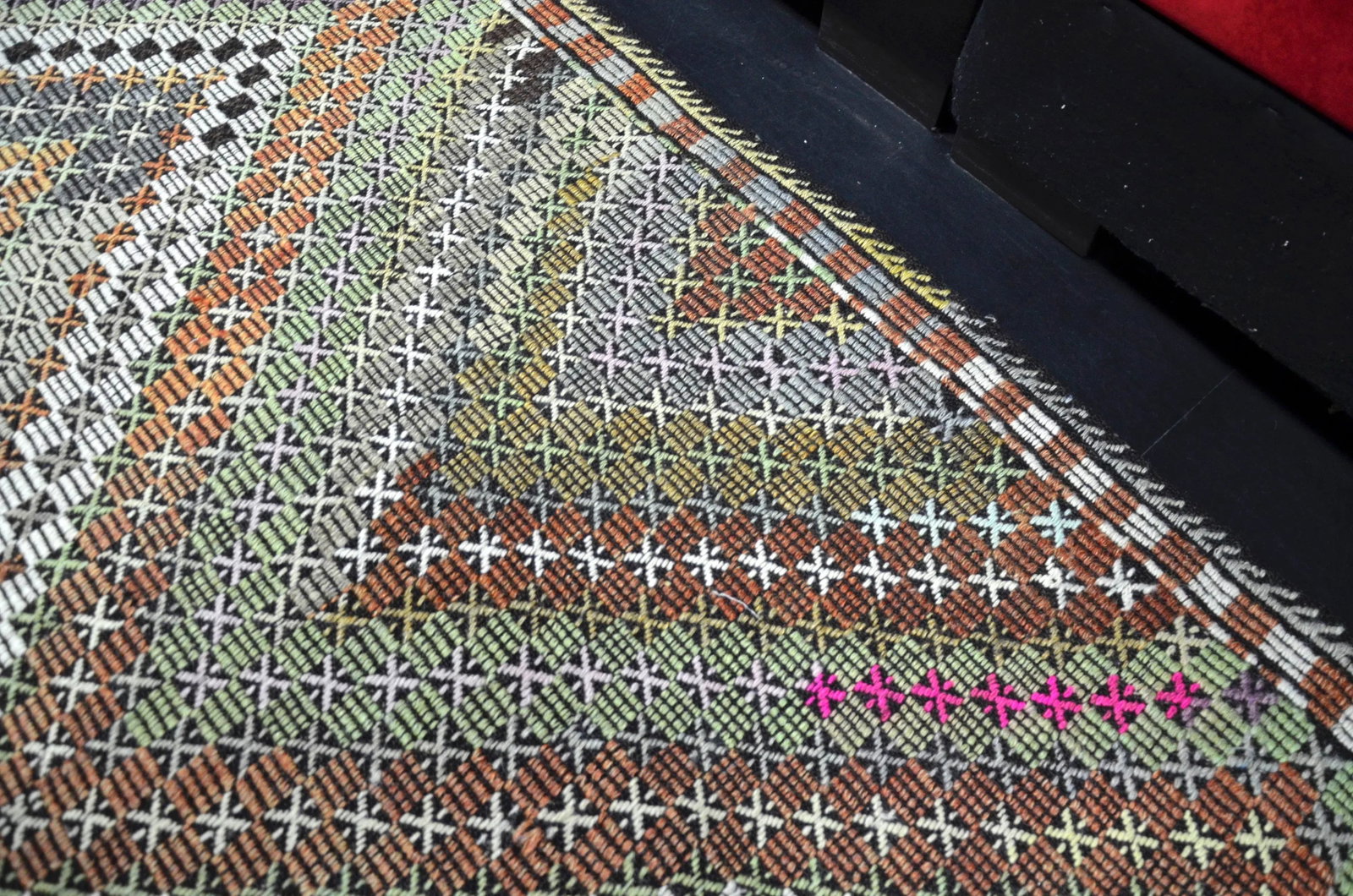 Vintage Turkish Anatolian Kilim Rug - 8