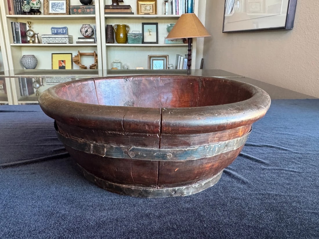Compact Antique Chinese Wooden Basin With Iron Bands - 2