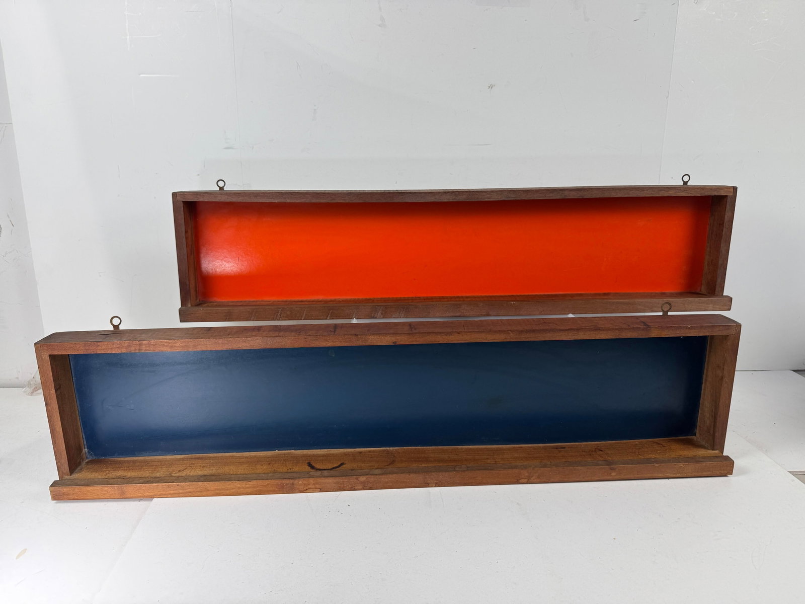 MCM 1950s Cabin Modern Architect Pair of MCM Walnut Wall Shelf Spice Rack in Orange+Blue Background - 3