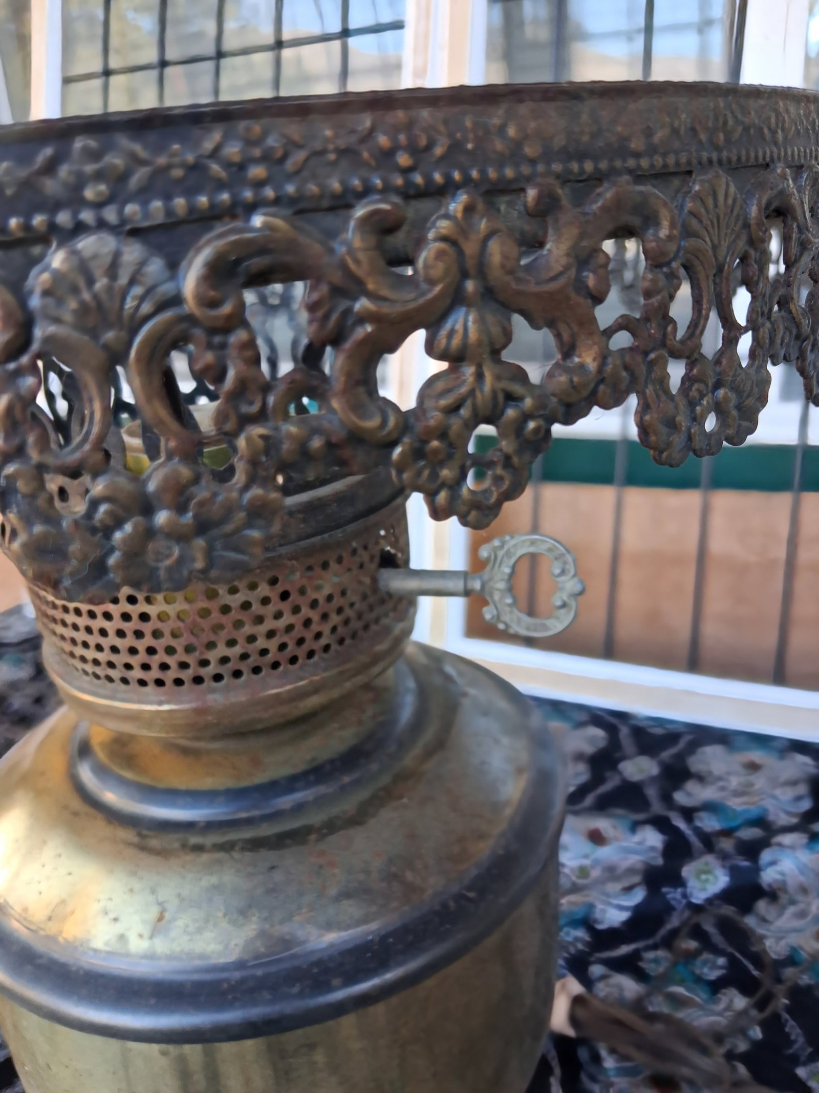 1900 Victorian Banquet Lamps. Matching - a Pair - 2