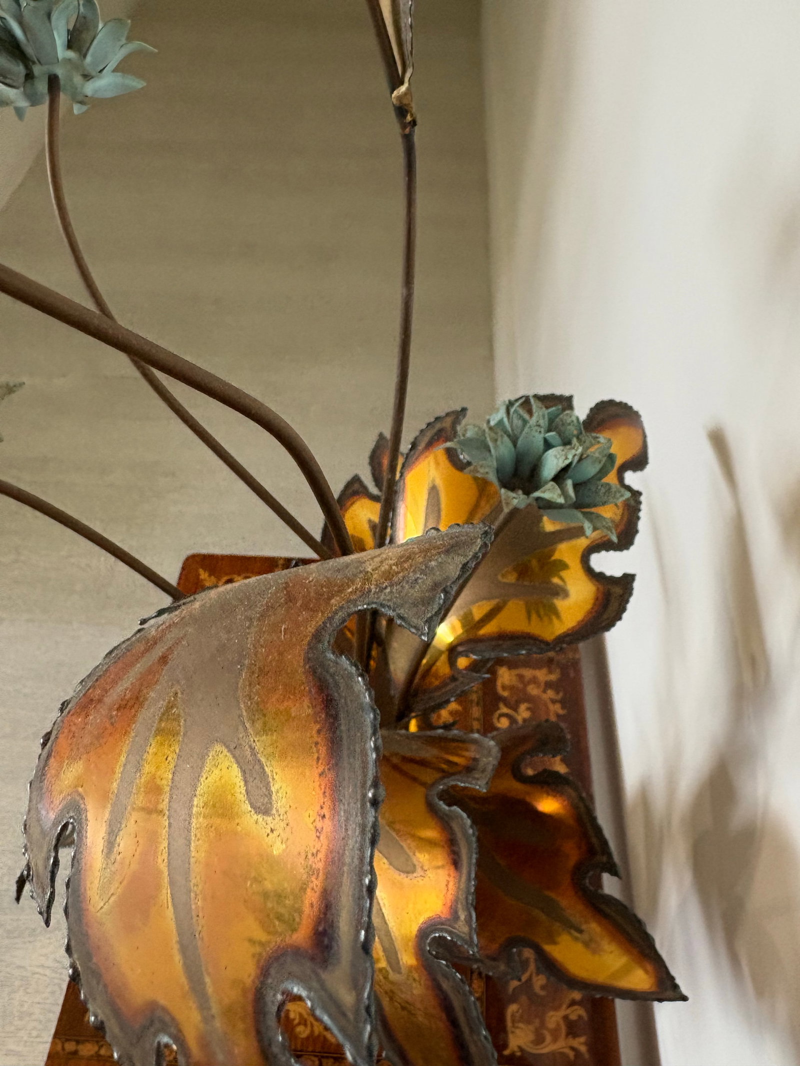 70's Brass and Onyx Flower Sculpture - 6