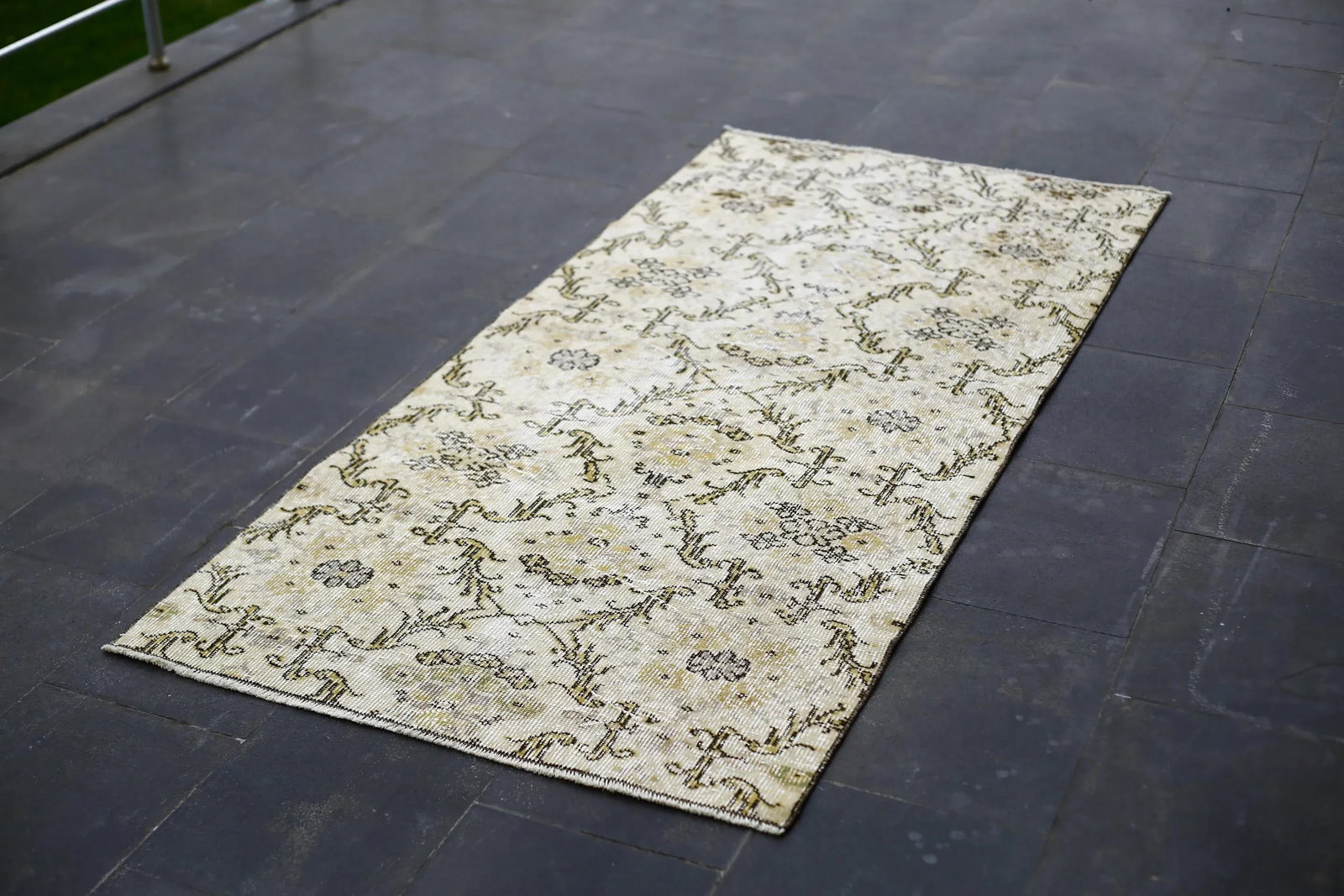 1960s Traditional Beige Hand Knotted Vintage Anatolian Runner Rug - 3