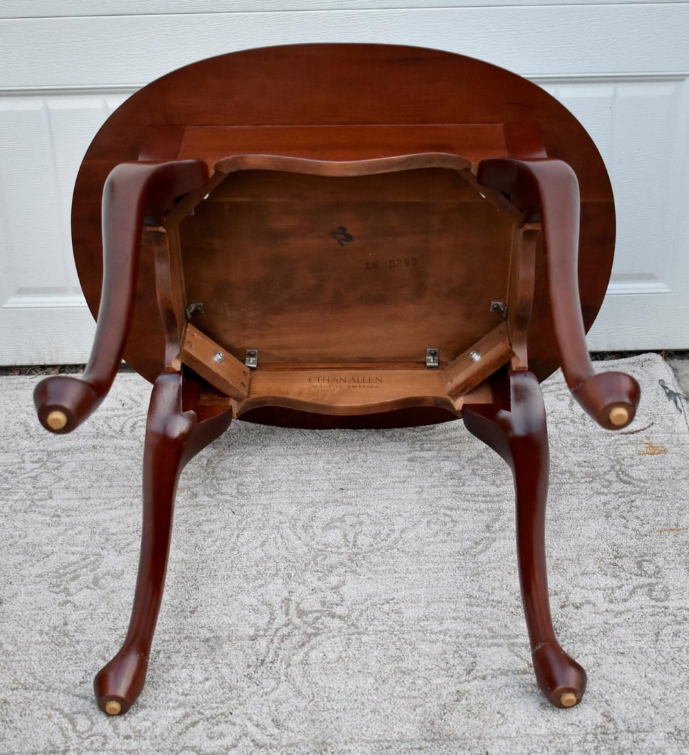 Ethan Allen Cherry Table Queen Anne Style Oval Accent End Side 1990s - 11