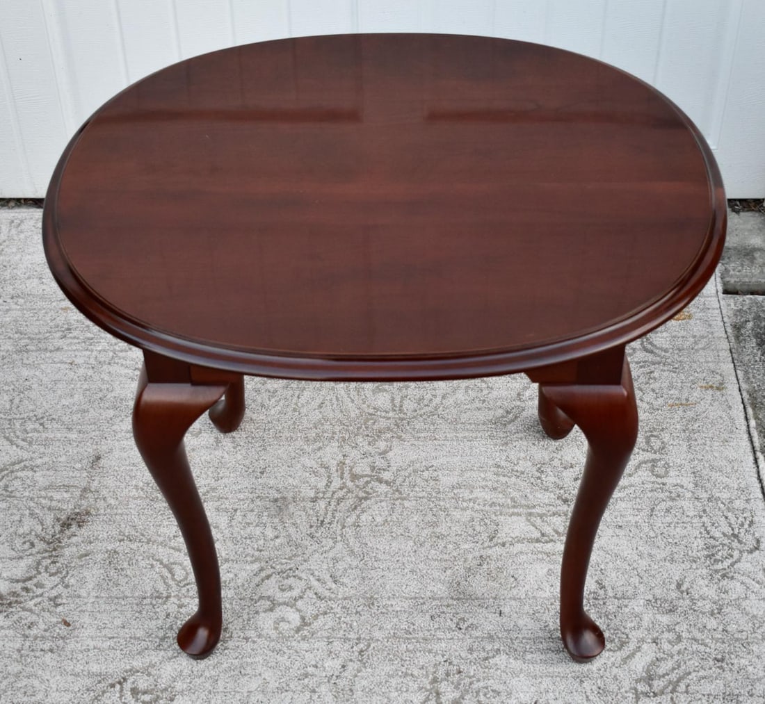 Ethan Allen Cherry Table Queen Anne Style Oval Accent End Side 1990s - 6