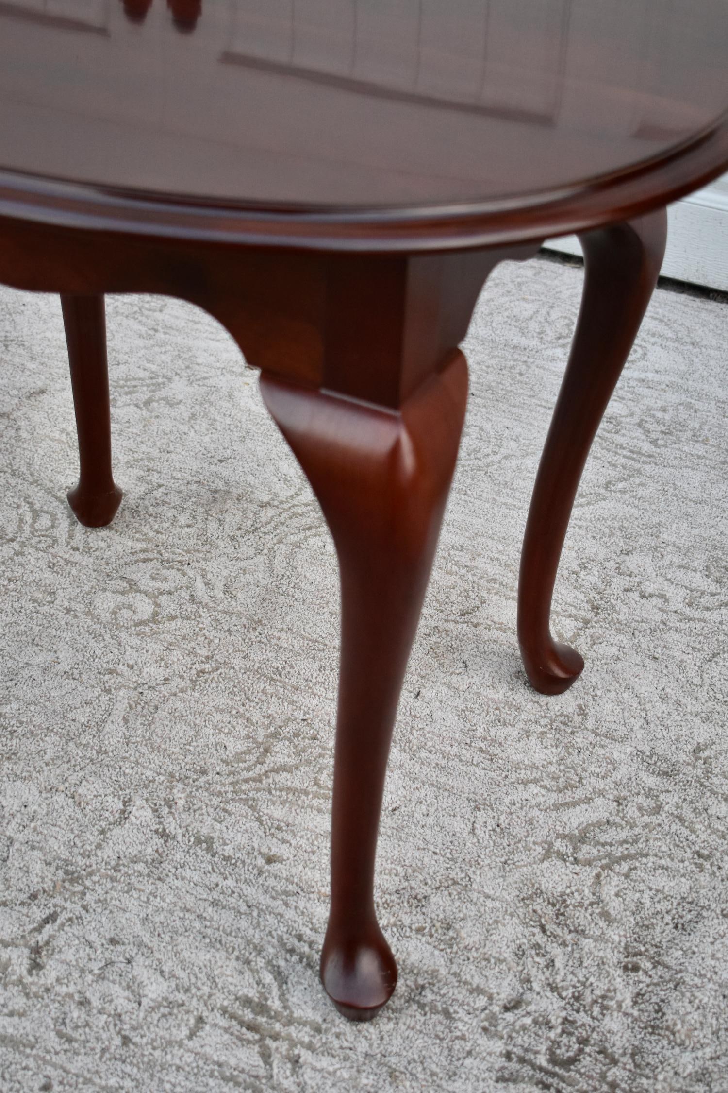 Ethan Allen Cherry Table Queen Anne Style Oval Accent End Side 1990s - 8