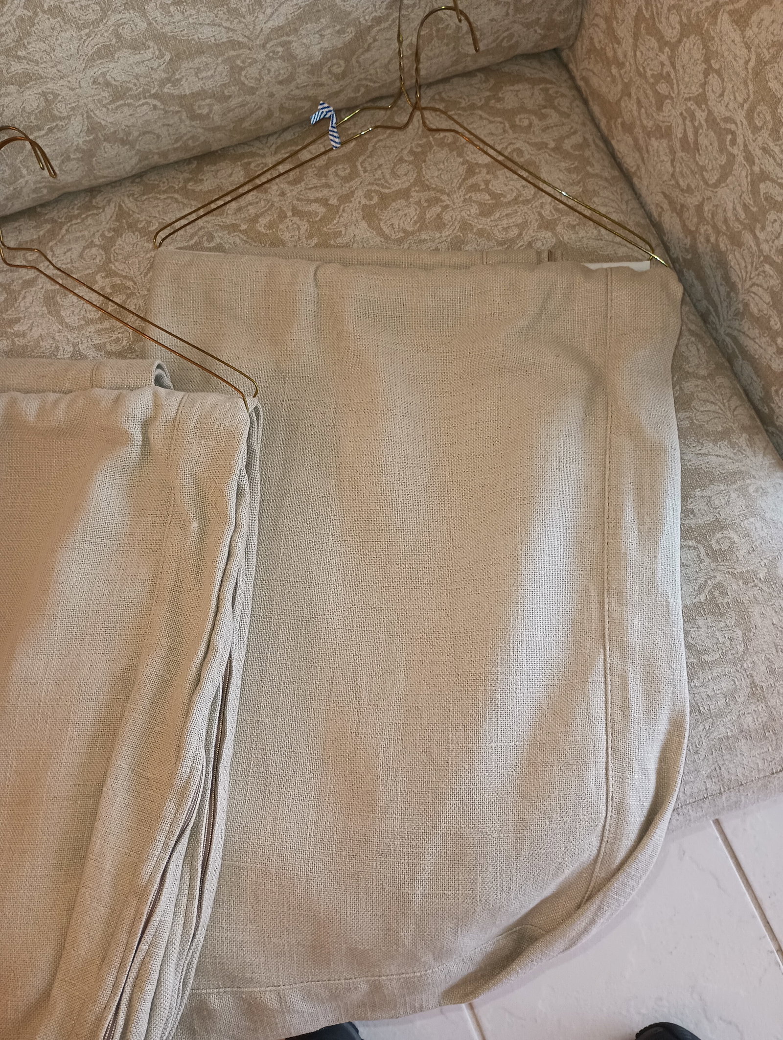 Ethan Allen Lynn With 2 Sets of SlipCover - 12