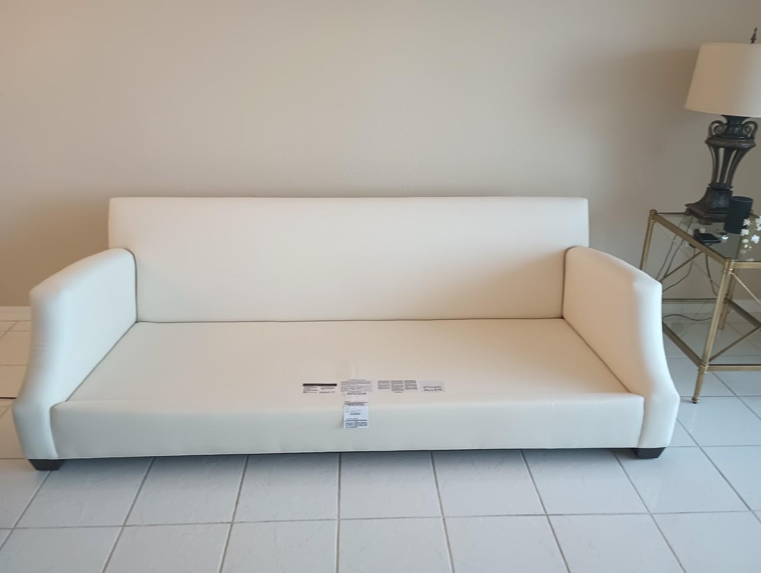 Ethan Allen Lynn With 2 Sets of SlipCover - 2