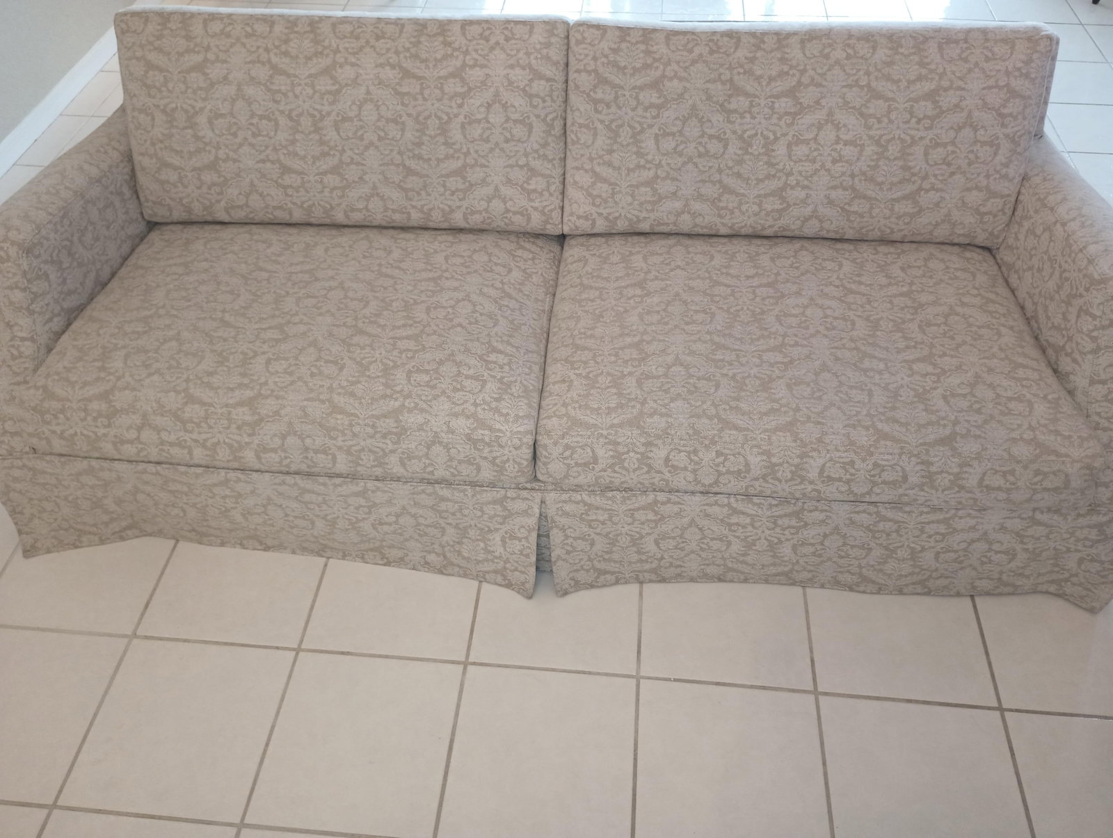 Ethan Allen Lynn With 2 Sets of SlipCover - 4