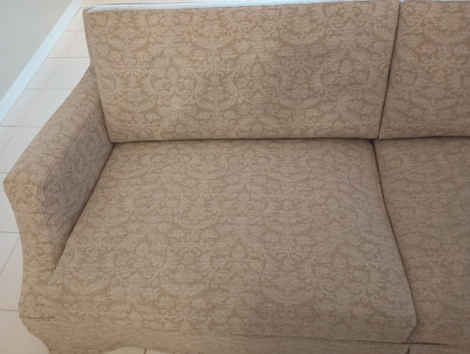 Ethan Allen Lynn With 2 Sets of SlipCover - 5