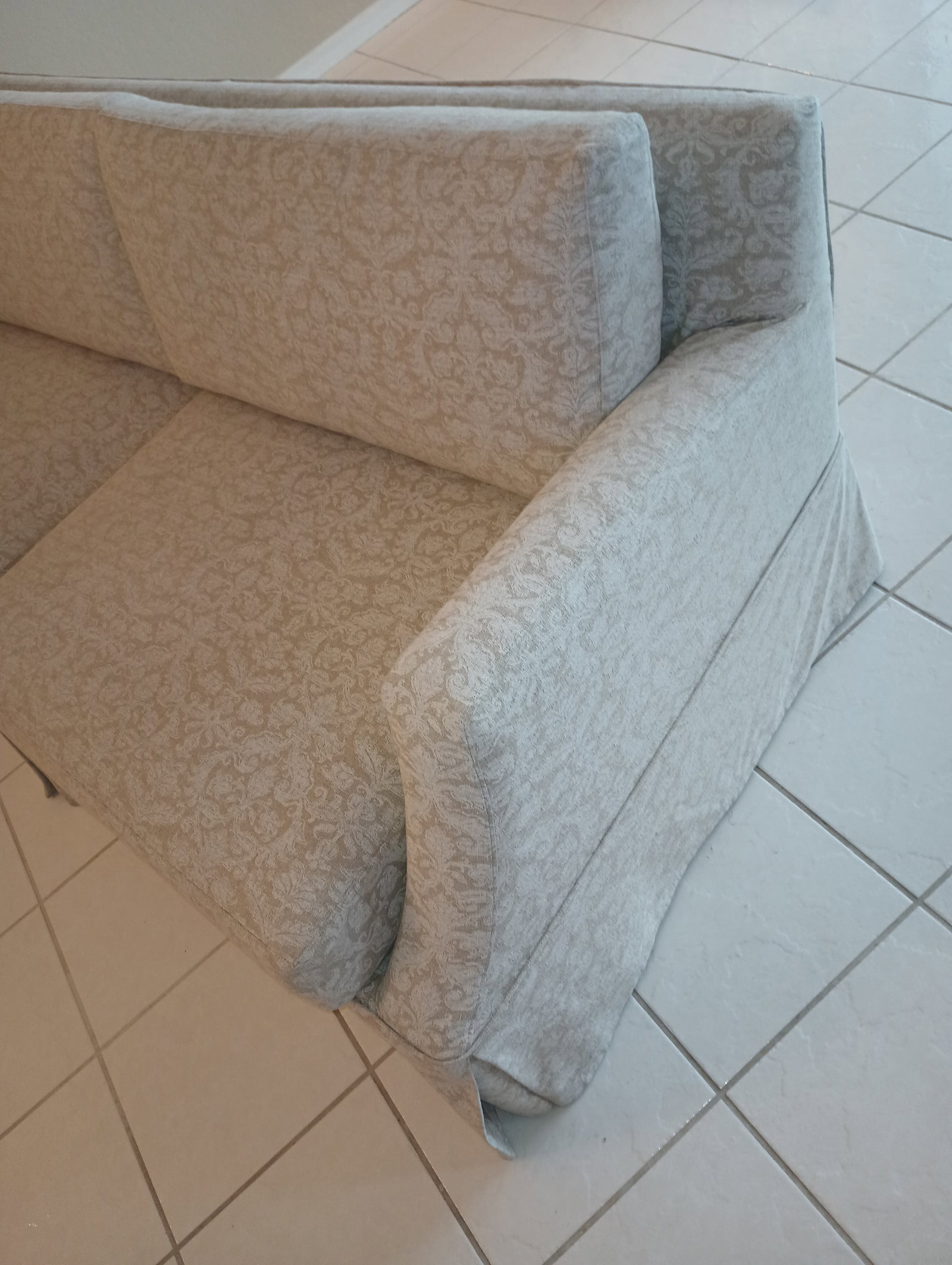 Ethan Allen Lynn With 2 Sets of SlipCover - 6