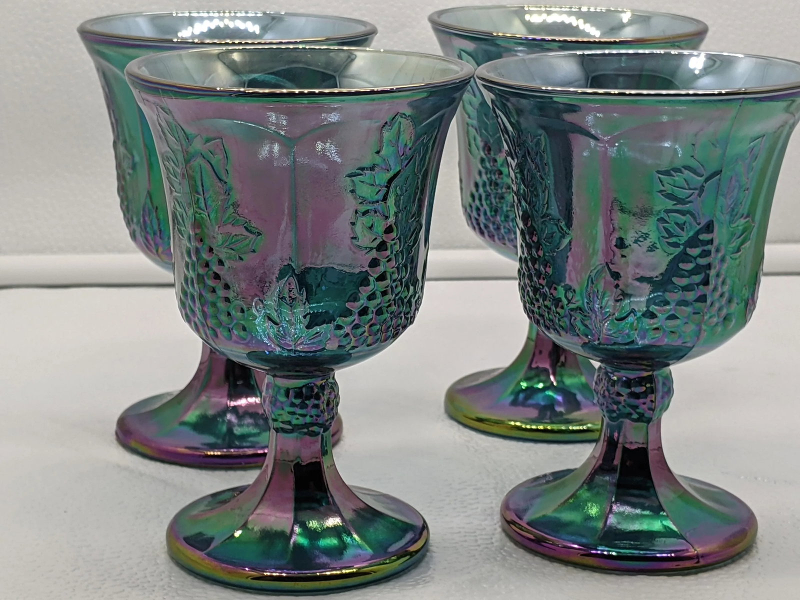 Vintage Indiana Grape Harvest Blue Carnival Water Goblets- Set of 4 - 3