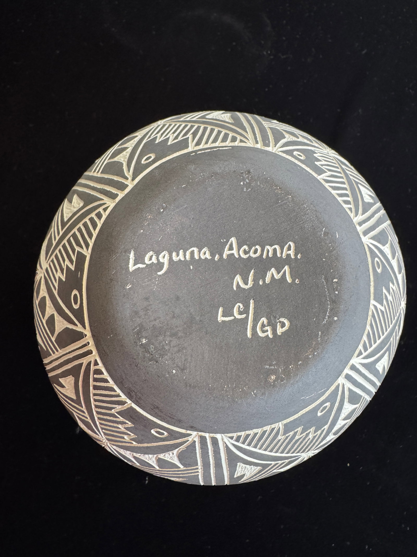 Acoma / Laguna Pueblo Sgraffito Pottery Jar - Hand-Etched Black on Matte Ground, Signed, 4.5" - 3