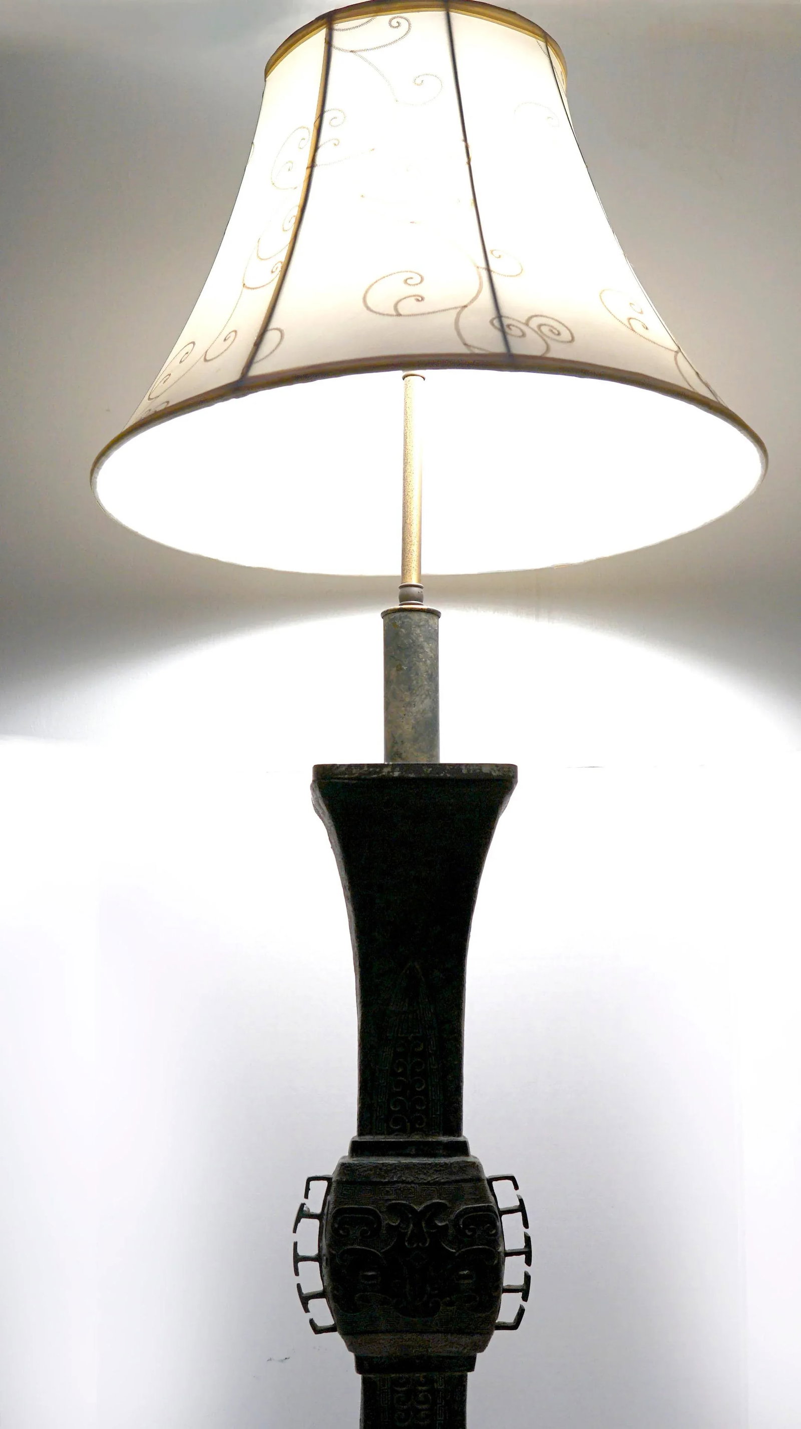 19th Century Japanese Bronze Table Lamp - 7